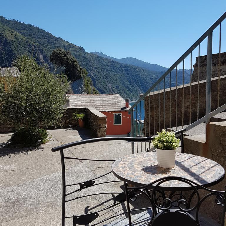 Affittacamere Il Timone Corniglia Exteriör bild