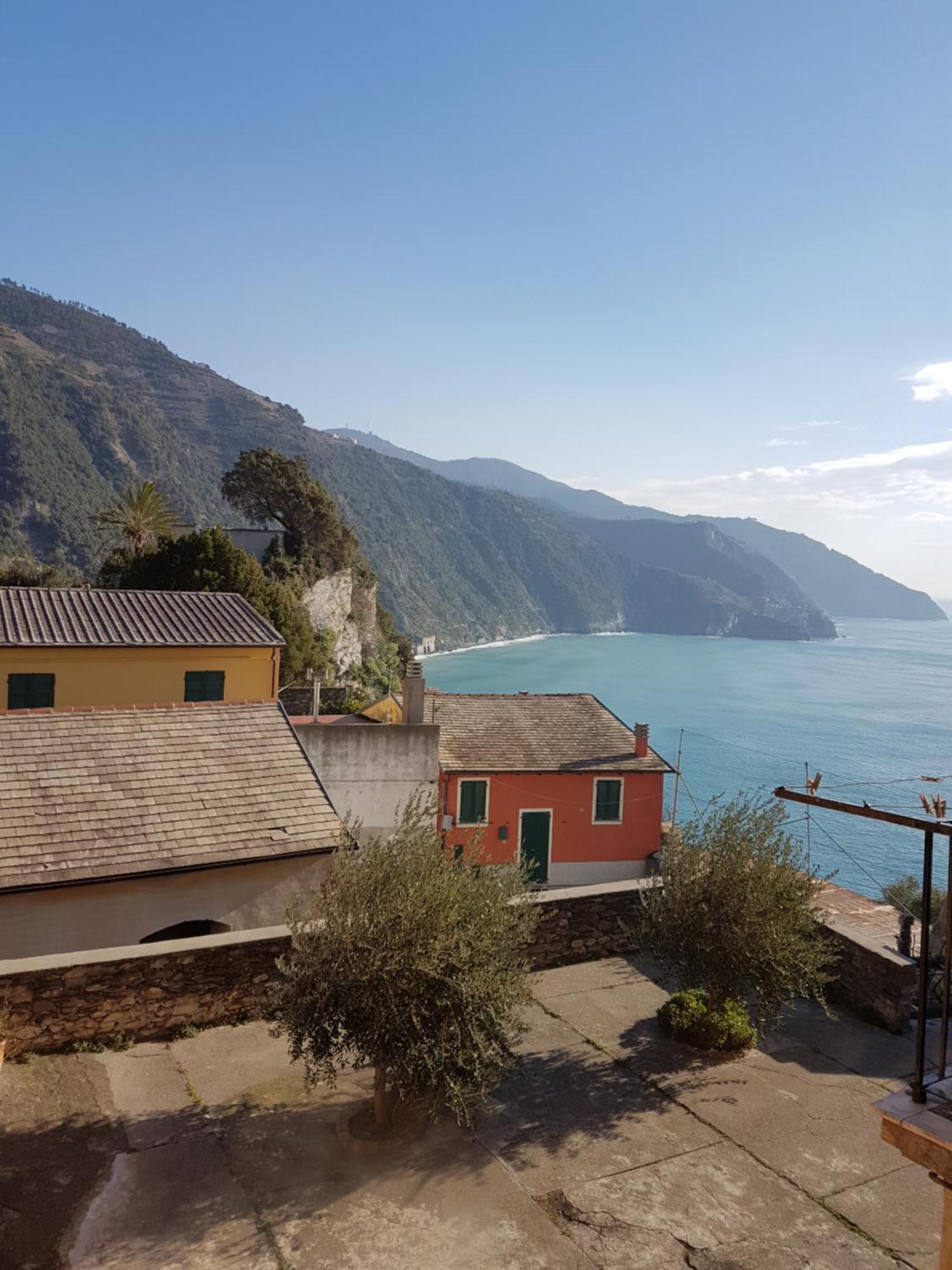 Affittacamere Il Timone Corniglia Exteriör bild