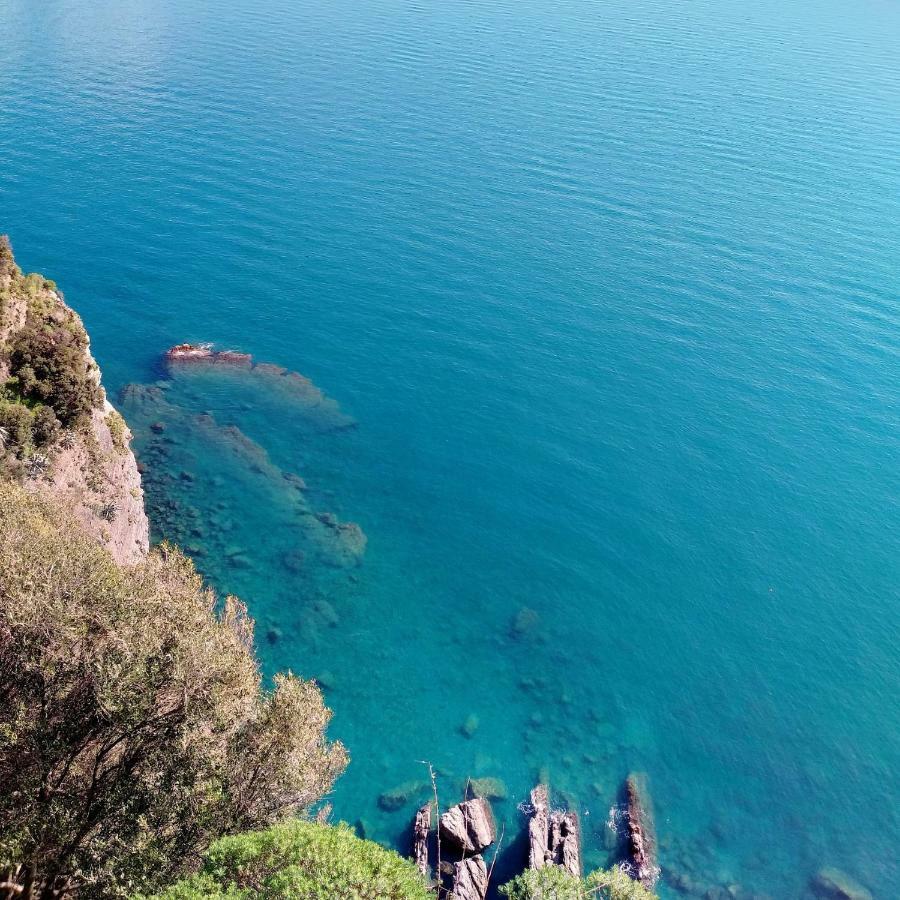 Affittacamere Il Timone Corniglia Exteriör bild